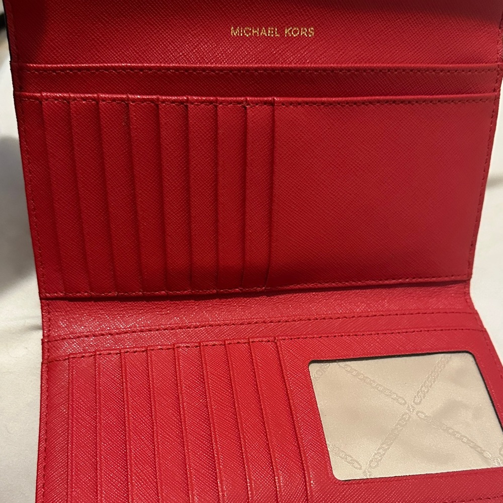 Michael Kors Vibrant Red Wallet - Picture 2 of 6